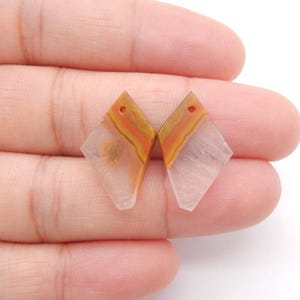 New Nugget Warring States Red Agate Gemstone Earrings, Drilled Gemstone Pair, 20x13x3mm, 2.3g-W21793