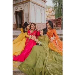 mehndi dress for bridesmaid Mehandi Outfits Bridesmaid