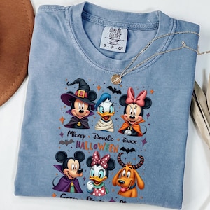 Komfortfarben Coquette Bow Mickey & Friends Halloween-Shirt, Retro Disney Halloween-T-Shirt, Mickey's Not So Scary Party Familie Passendes Shirt