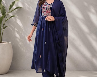 Geborduurde zijden kurti-broek-dupatta-set, salwar kameez met bloemenprint