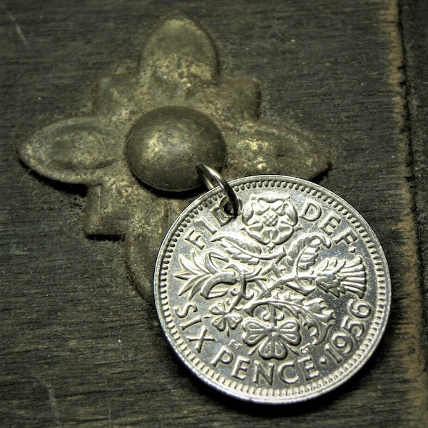 Colgante de moneda Tudor Rose - Reino Unido/ Encanto - Varios años - Cardo escocés - Trébol irlandés - Puerro galés - Inglés - Lucky Sixpence