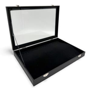 Black Leatherette Glass-Lid Jewelry Box for Chains and Bracelets Storage