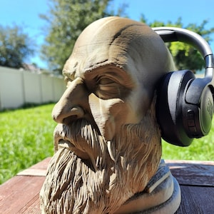 Kratos Headphone Stand | God of War Headphone Holder | PC Viking Headset Display