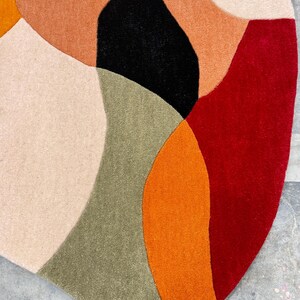 Soft Hand Tufted Wool Rug – Contemporary Rust Red Beige Living Room Rug
Designer Abstract Rug – Hand Tufted Rust Beige Carpet for Modern Homes. Modern Statement Rug – Handcrafted Rust & Beige Tufted Area Carpet.
Contemporary Wool Area Rug – Rust Red Beige Luxury Hand Tufted Design.
Minimalist Modern Rug – Hand Tufted Rust Beige Geometric Floor Carpet.