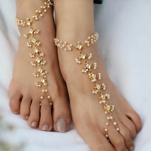 Pearl Kundan Barefoot Anklet – Gold-Plated Bridal Foot Jewelry (Pair)