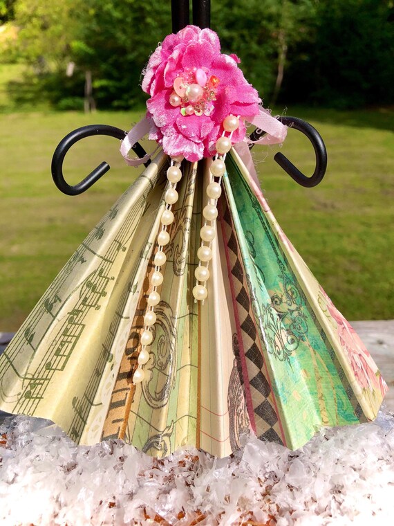 folded paper dress christmas ornaments Way to use Christmas Paper. Origami Dress