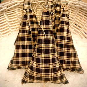Black and taupe plaid primitive Christmas tree hand sewn ornament (sold individually)