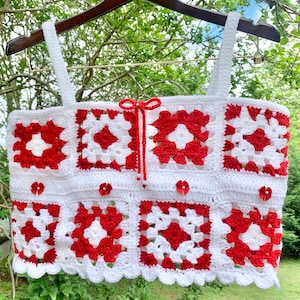 Red and white crochet scalloped summer crop top size L
