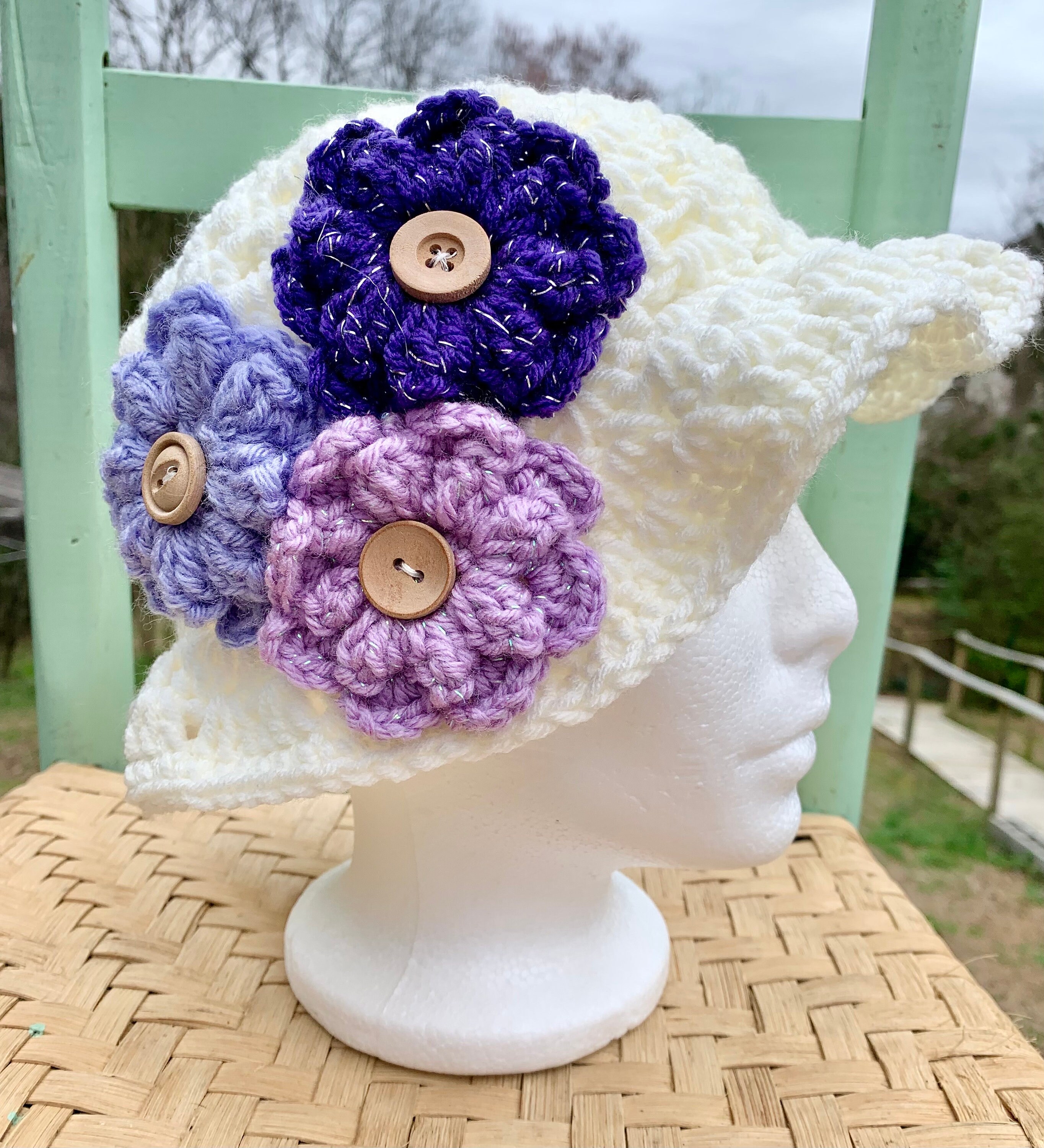 Violet Crochet Flower Hat Easy Crochet Pattern: Adorable Flower Hat for 0-3 Month Olds  main image 4