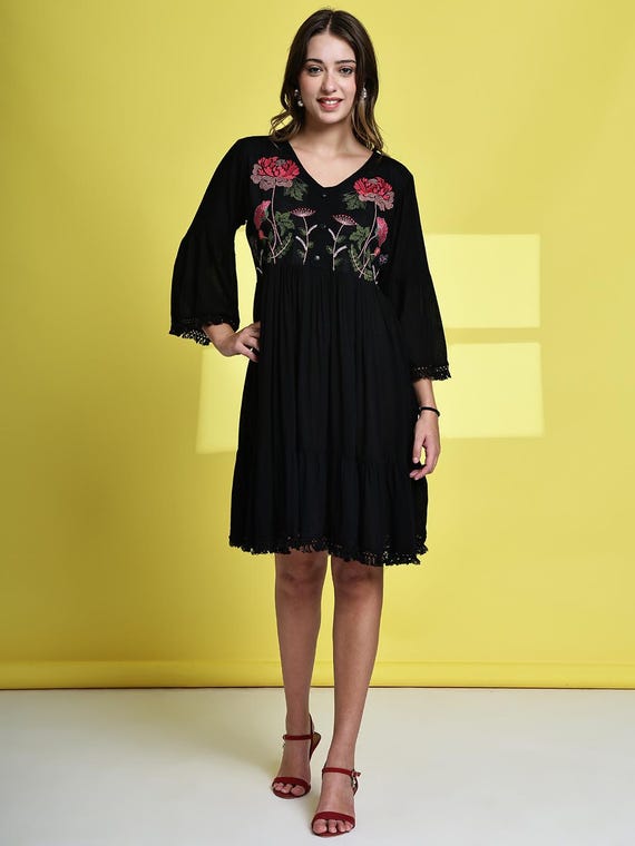 floral crepe short-sleeve dress Techno Crepe Floral Short Sleeve a-Line Tiered Dress