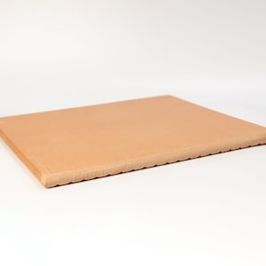 Pizza stone for oven and gas grill, size 30x39x1.5cm