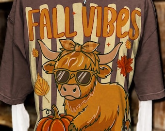 Gestreifte Retro Highland Kuh Herbst PNG Sublimationsdesign, Howdy Herbst Kürbis Westliche Halbton Cowgirl Clipart, Herbst handgezeichnete Grafik