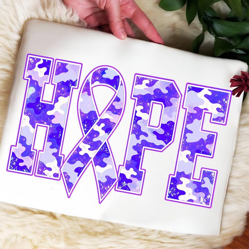 Close-up of the Purple Ribbon design on a glossy tumbler