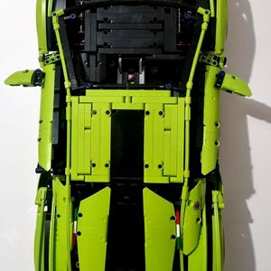 Wall mount bracket for LEGO Technic Lamborghini Sian FKP 37 42115