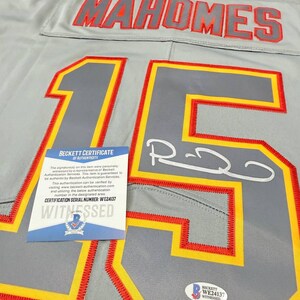 Patrick Mahomes signerad Kansas City Chiefs #15 tröja Beckett COA autentiska NFL-minnesmärken bild 4