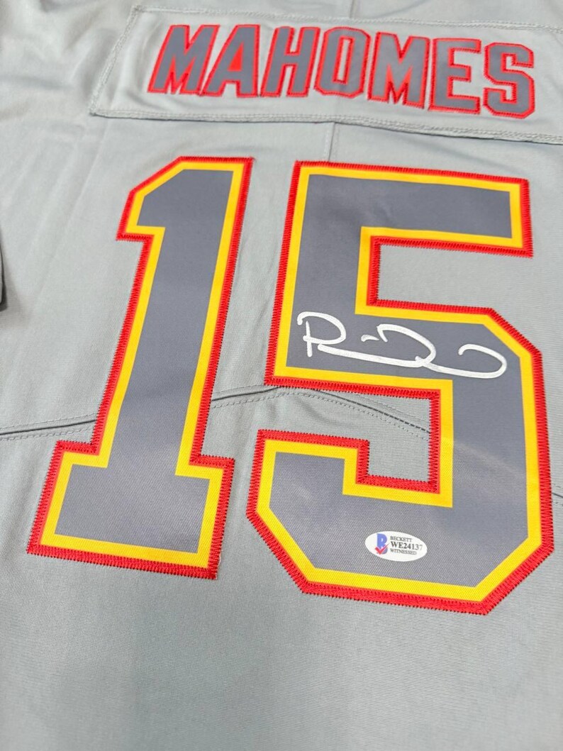 Patrick Mahomes signerad Kansas City Chiefs #15 tröja Beckett COA autentiska NFL-minnesmärken bild 3