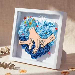 Personalized Heart Flower Box, Mother's Day Rose Shadow Box, Hand Holding Frame with Kids Names, Gift for Mommy, Grandma, Nana