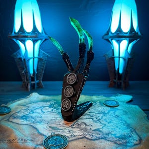 Elder Emerald Dragon Claw, skyrim game, the elder scrolls, figurine, decor, cosplay. tes