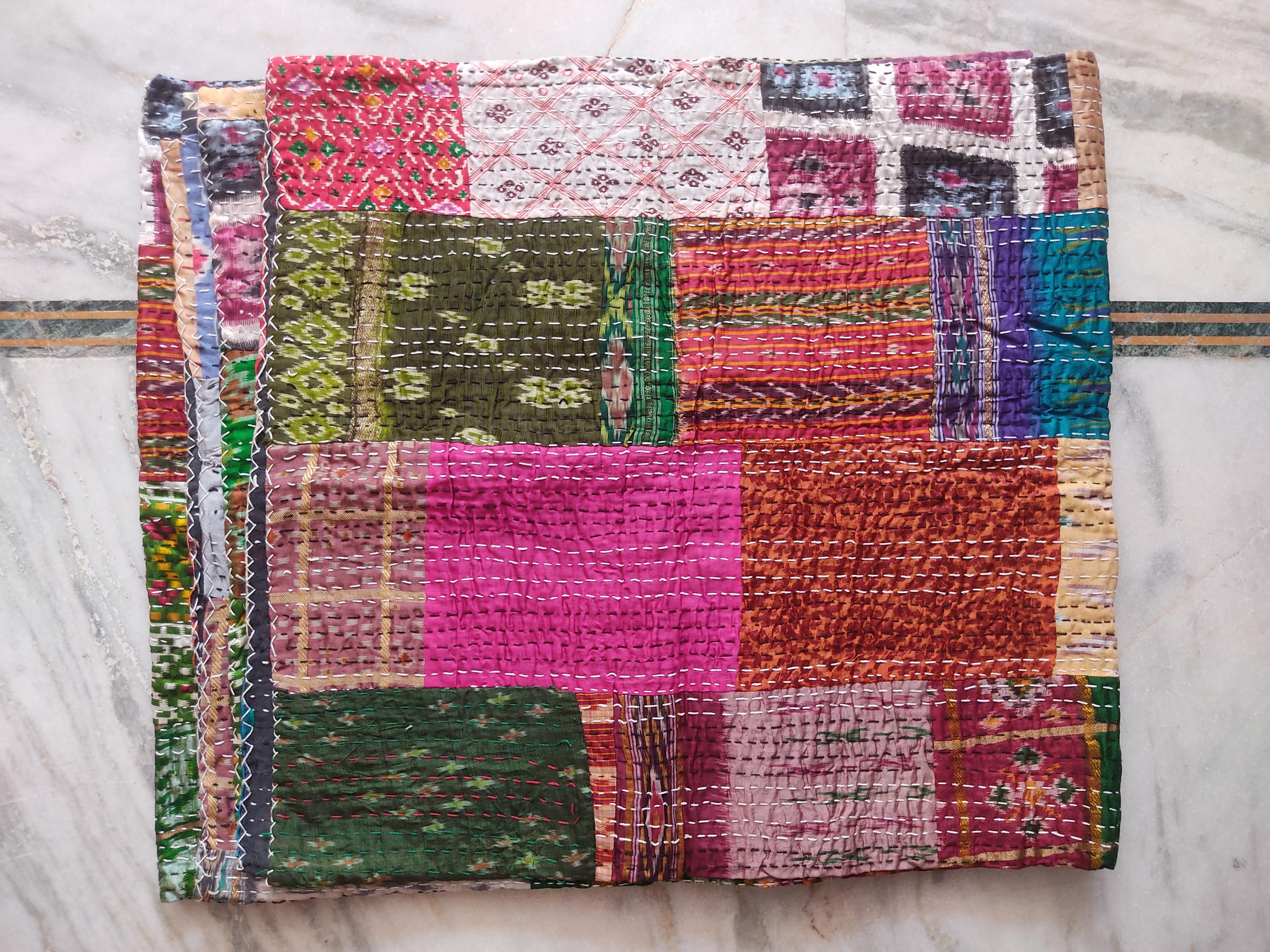 Jaipurtextilehub パトラシルクパッチワーク カンタキルト カンタブランケット ベッドスプレッド パッチカンタスロー カンタベッドカバー ボヘミアン寝並行輸入 Jaipurtextilehub パトラシルクパッチワーク カンタキルト カンタ