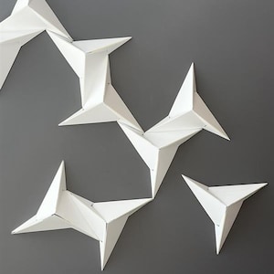Geometric Origami Wall Art: DIY Modern Minimalist Sculpture