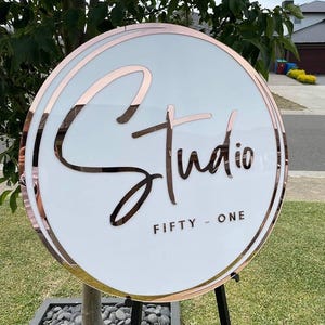 Custom Round Acrylic Sign Business Logo Sign | Acrylic Wall Logo | Personalized Name Sign Board for Office, Store, Beauty Salon