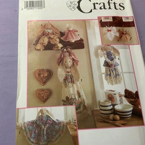 Stuffed Bunny Pattern, Simplicity Pattern 7253, Variety of Different Bunnies, 17” Stuffed, Ornament, Hand towel