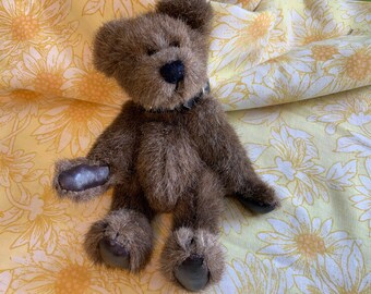 small jointed teddy bears
