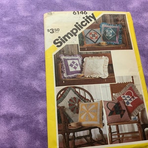 Simplicity Pattern 6146, Patchwork Pillows Pattern, 4 Styles with Variations, 15” Uncut Pattern