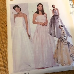 Wedding Gown Pattern, Evening or  Prom Dress Pattern, Sizes 8 10 12, McCalls 2523 Uncut Vintage Pattern