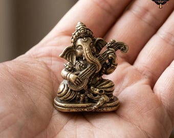 Antyczna mosiężna figurka Ganesha Veena Idol Mini Ganesha