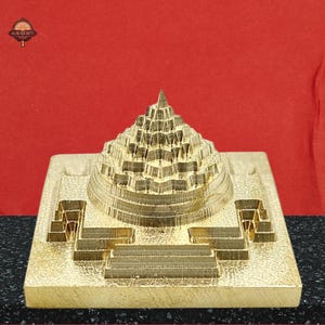 Brass Akhand Meru Shree Yantra: Vastu Prosperity Yantra