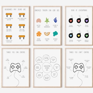 Puede incluir: Seis impresiones art&iacute;sticas enmarcadas con dise&ntilde;os minimalistas. Las impresiones presentan texto e ilustraciones sobre l&iacute;mites, trauma, lovebombing y control. La paleta de colores es principalmente en blanco y negro con acentos de amarillo, azul y rojo.
