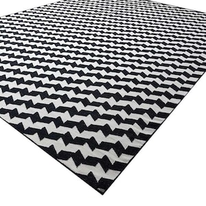 Handwoven Wool  Kilim Rug,   Zigzag Premium Quality Dhurrie Custom Swedish Scandinavian  Handmade Flatweave Rug for Living Room, Home Decor