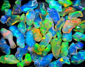 AAA++ Natuurlijke Ethiopische opaal gepolijste ruwe edelsteen, groothandel opaal vrije vorm ruw voor het maken van sieraden,