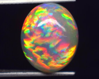 Multi vuuropaal 5,85 karaat cabochon losse natuurlijke Ethiopische edelsteen