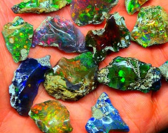 Ethiopische zwarte opaal ruw lot, Welo Opal-edelsteen voor het maken van sieraden