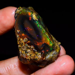 Welo Fire Ethiopian Opal Rough Gemstone: Natural Jewelry Making Stone, 84.5 Ct