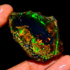 Welo Fire Ethiopian Opal Rough Gemstone: 76.5 ct Jewelry Making