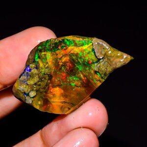 Welo Fire Opal Rough: 55.5 Ct Ethiopian Gemstone for Jewelry Making