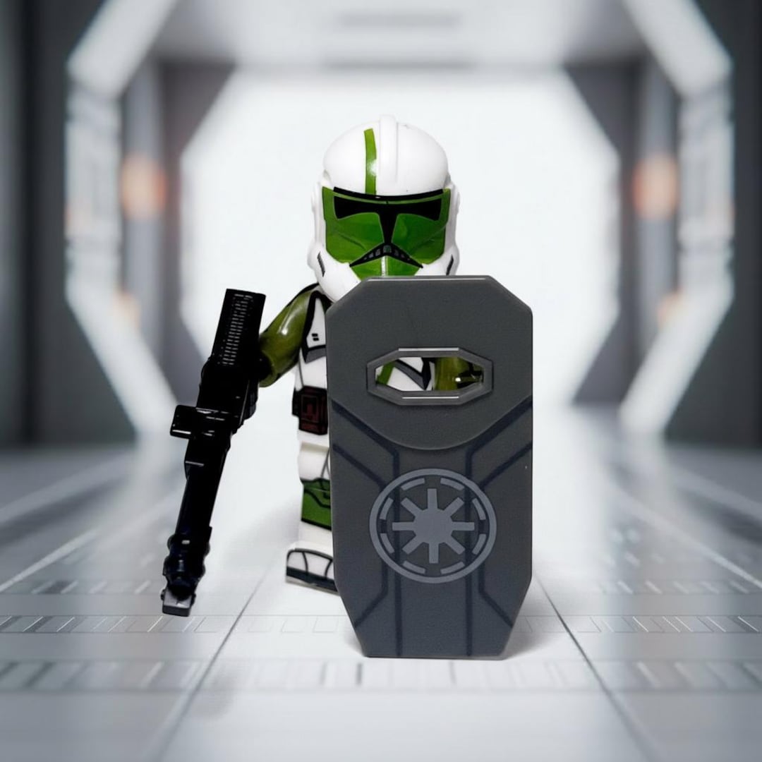 Doom’s Unit Clone Trooper Custom Minifigure – Green M3 Bulwark Shield ...