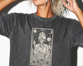 Lehrerin T-Shirt Tarot Design, Lehrer Geschenk, Gothic Skelett Motiv, Geschenkidee für Lehrerin