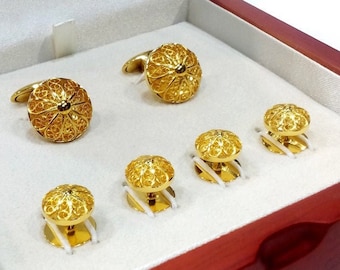 Elegant Cufflinks and studs set for tuxedo. Handmade in filigree 18K gold. Wedding cufflinks and studs set. Luis Méndez Artesanos. Spain.