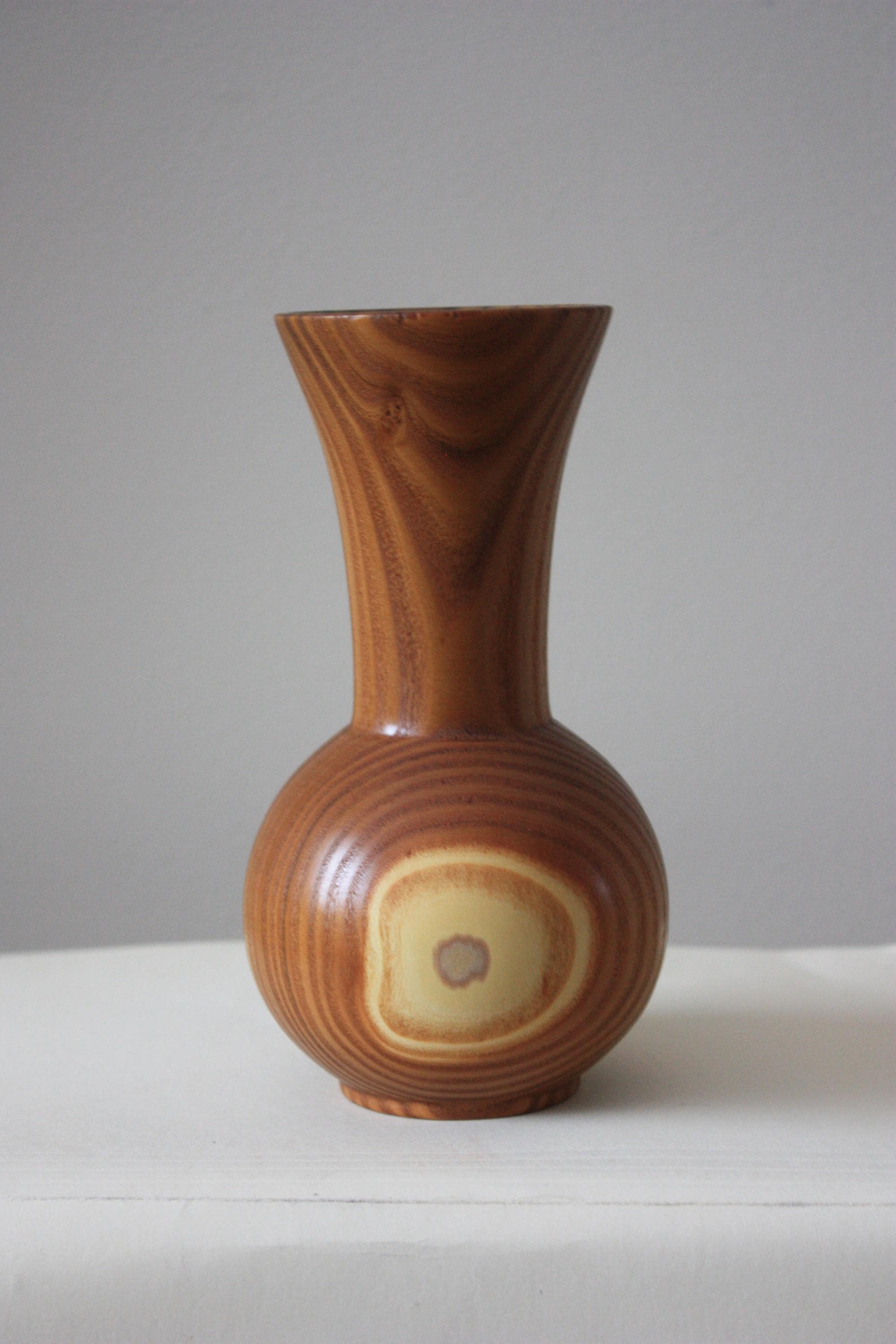 Vaso unico in ulivo russo