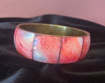 Vintage dyed mother of pearl and brass bangle ~ peachy pink color