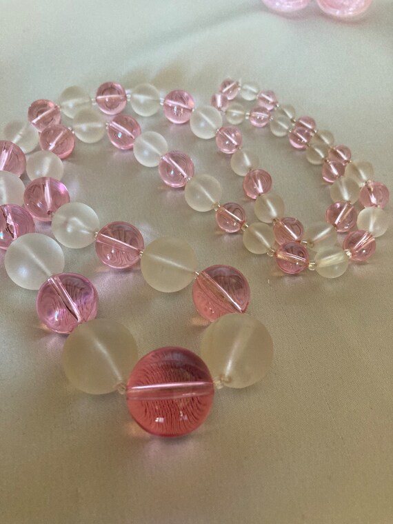 pink and frosted lucite bubble necklace-matching … - image 3