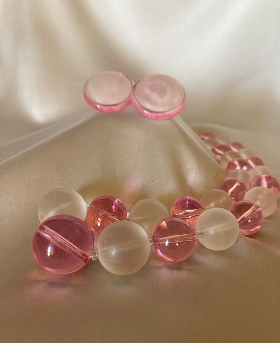 pink and frosted lucite bubble necklace-matching … - image 1