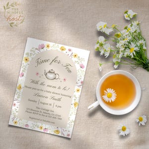 C&#39;est l&#39;heure du thé avec une invitation à une baby shower, modèle de toile modifiable, tea party, floral, printemps, invitation baby shower d&#39;été.