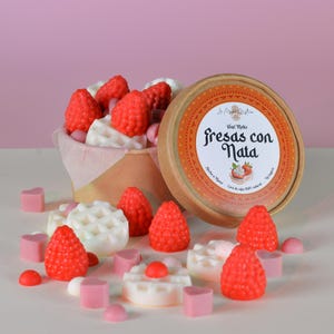 Strawberries and Cream Wax Melts, natural vegan soy wax, scented candle for burner, essential oils, home fragrance