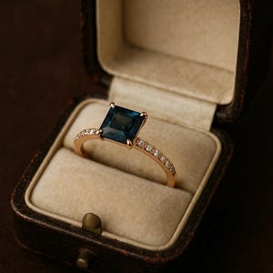 Vintage Princess Natural Peacock Sapphire Engagement Ring  - Rose Gold Teal Sapphire Wedding Ring - Diamond Cluster Promise Gift Ring