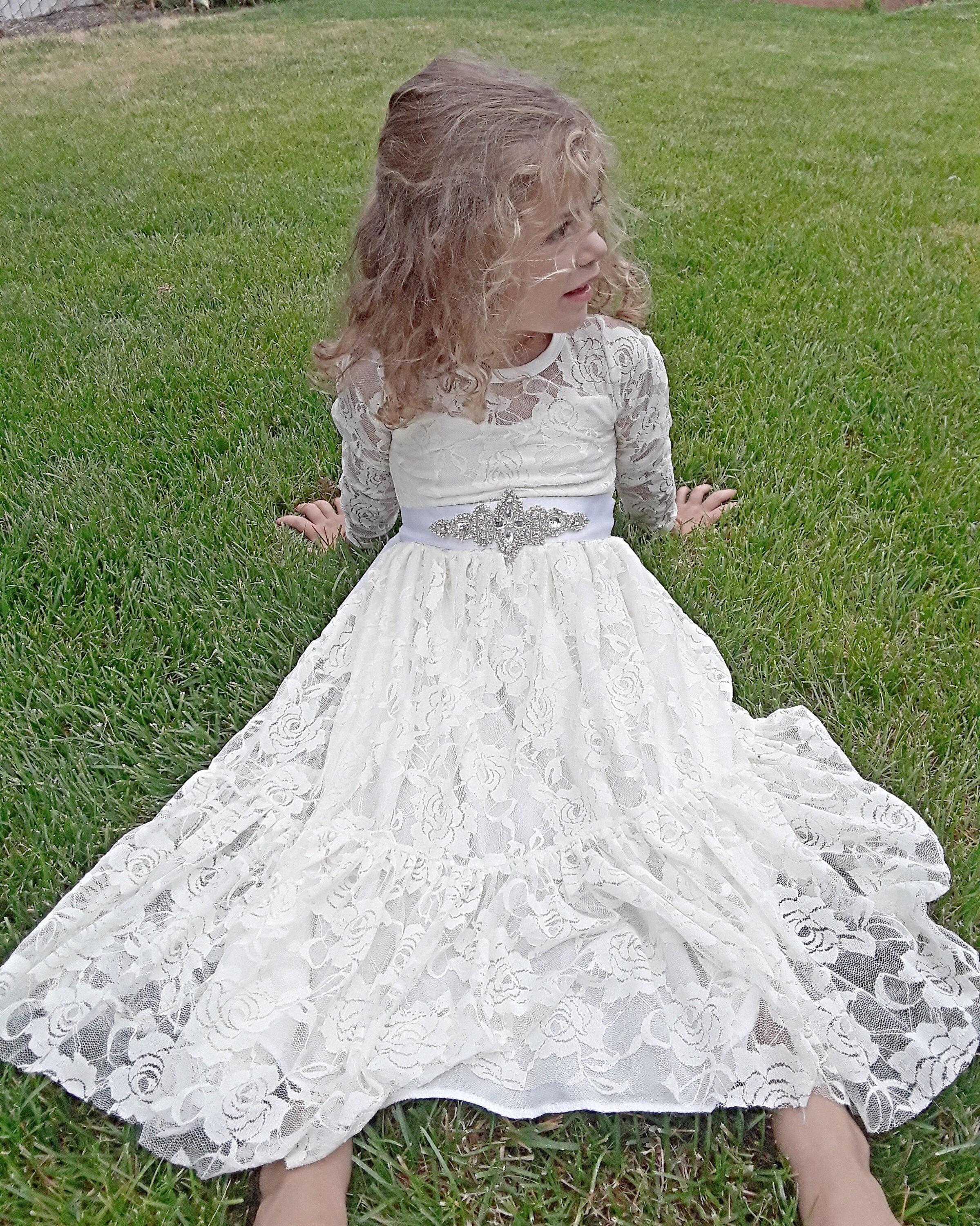 Ladies cream lace dress hot sale
